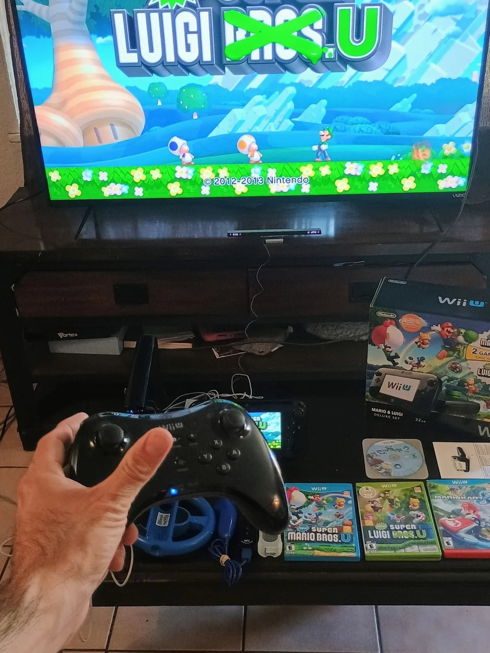 Nintendo Wii U Mario & Luigi Deluxe Set with Blue Accessories